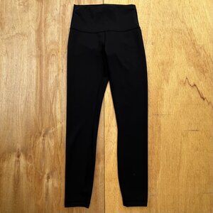 LULULEMON ALIGN CROP PANT WOMEN’S sz 4 Black Low Rise Yoga Gym Leggings